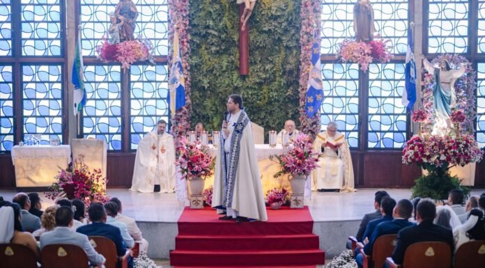 Em clima de fé e comunhão, 40 casais celebram o matrimônio na Festa da Padroeira 2026