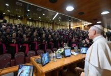 O Papa: a Igreja não está isolada do mundo, mas anuncia a esperança
